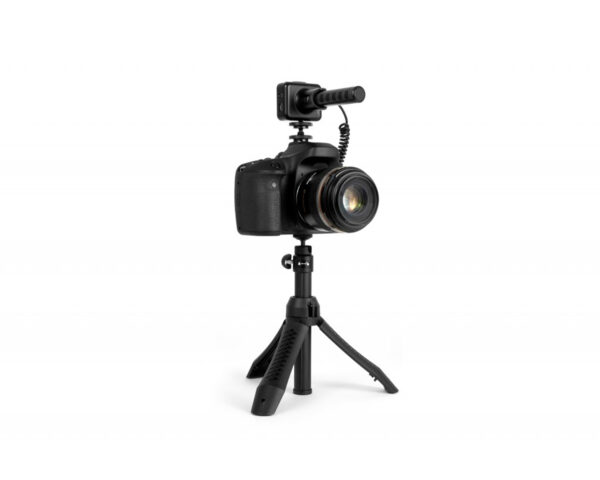 IK-Multimedia-iRig-Mic-Video Tripod e fotocam