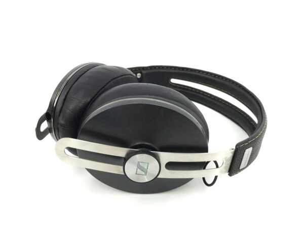 sennheiser momentum black padiglione