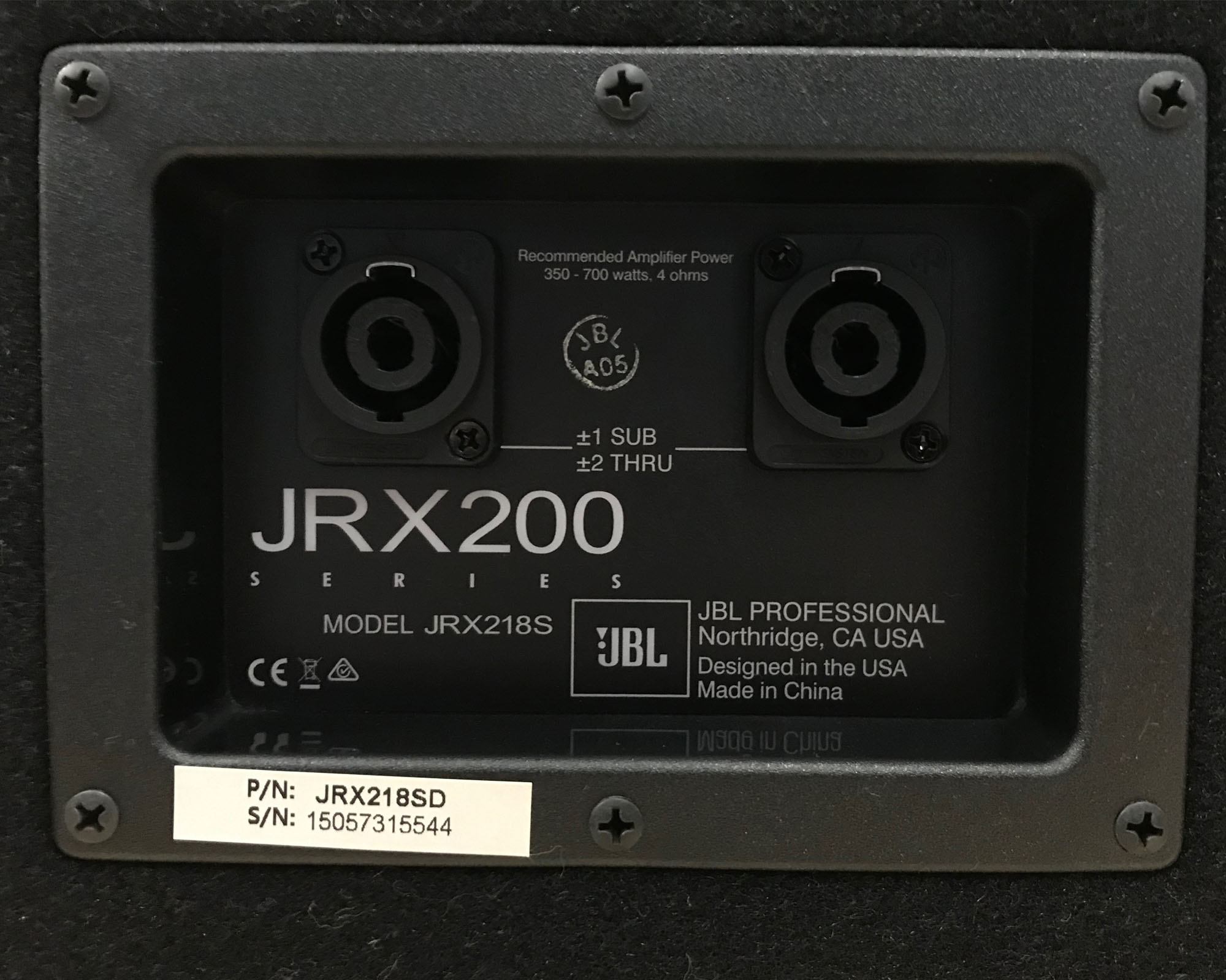 jbl jrx218S connessioni