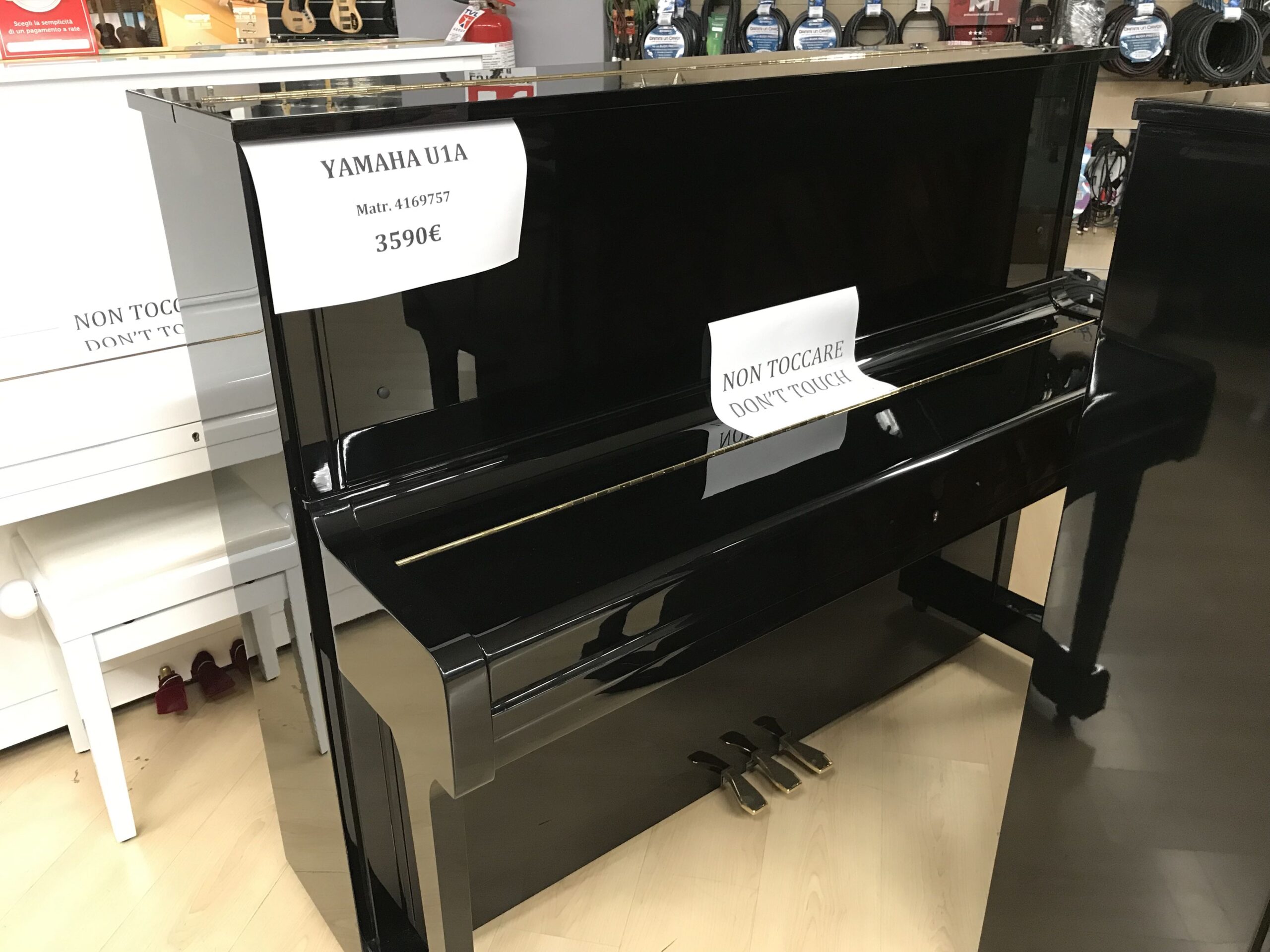 yamaha u1a 757 frontale